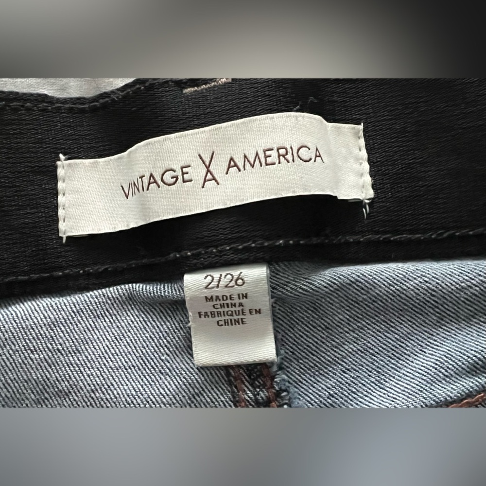 Vintage America denim jeans, Bermuda shorts women’s size 2/26 - Picture 3 of 5